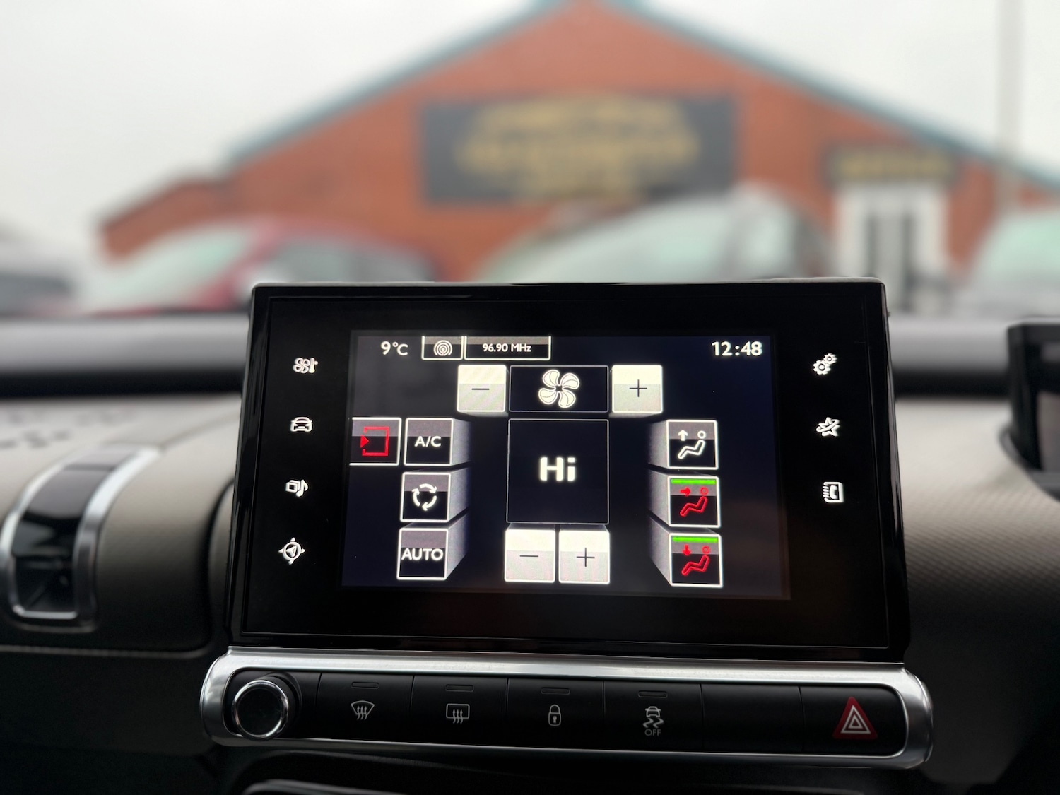 Used Citroen C4 Cactus 2016 for sale - 76986999: Photo 13