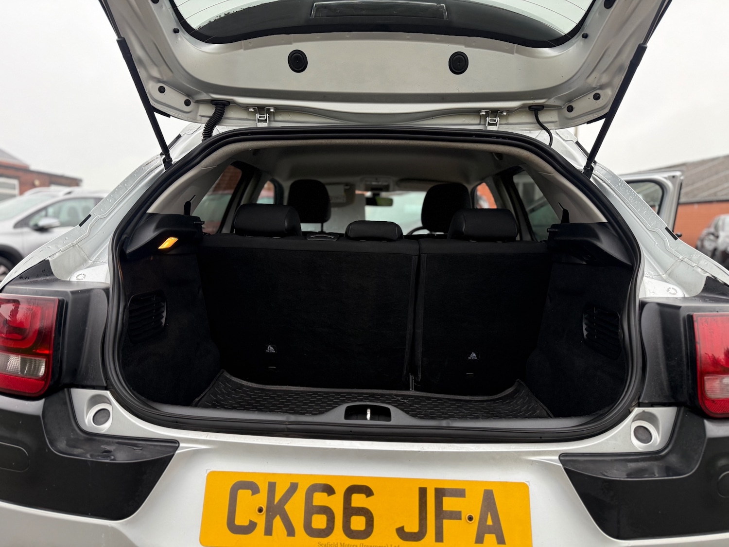 Used Citroen C4 Cactus 2016 for sale - 76986999: Photo 19