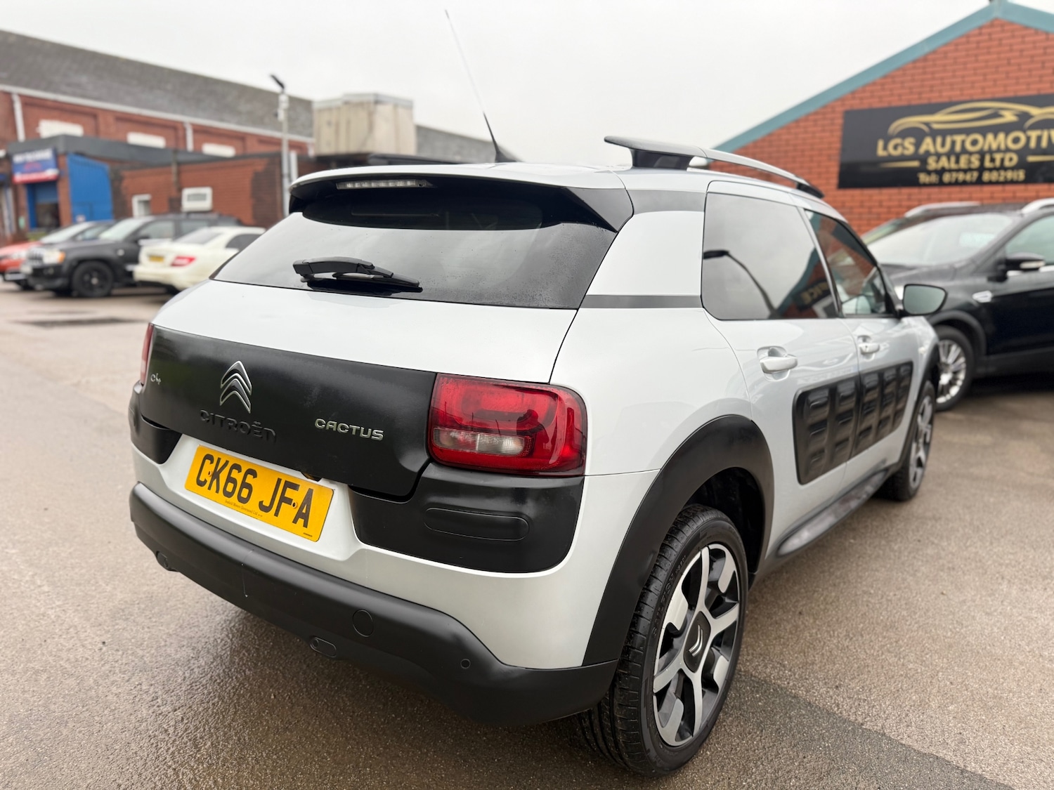 Used Citroen C4 Cactus 2016 for sale - 76986999: Photo 6