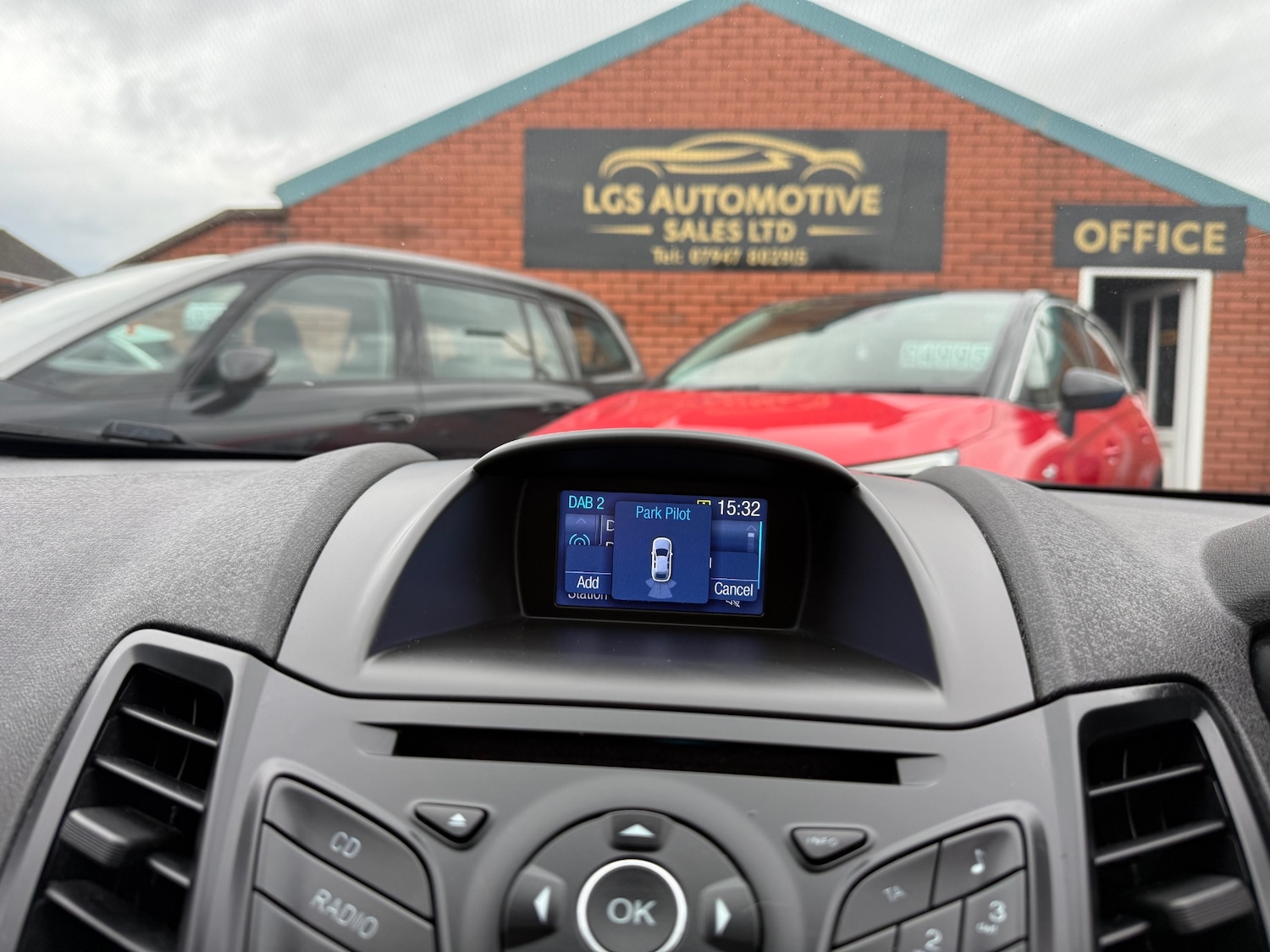 Used Ford Fiesta 2017 for sale - 77636537: Photo 13