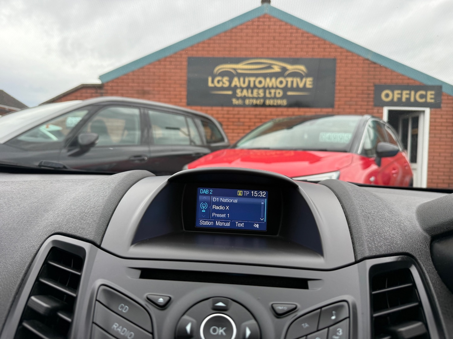 Used Ford Fiesta 2017 for sale - 77636537: Photo 14