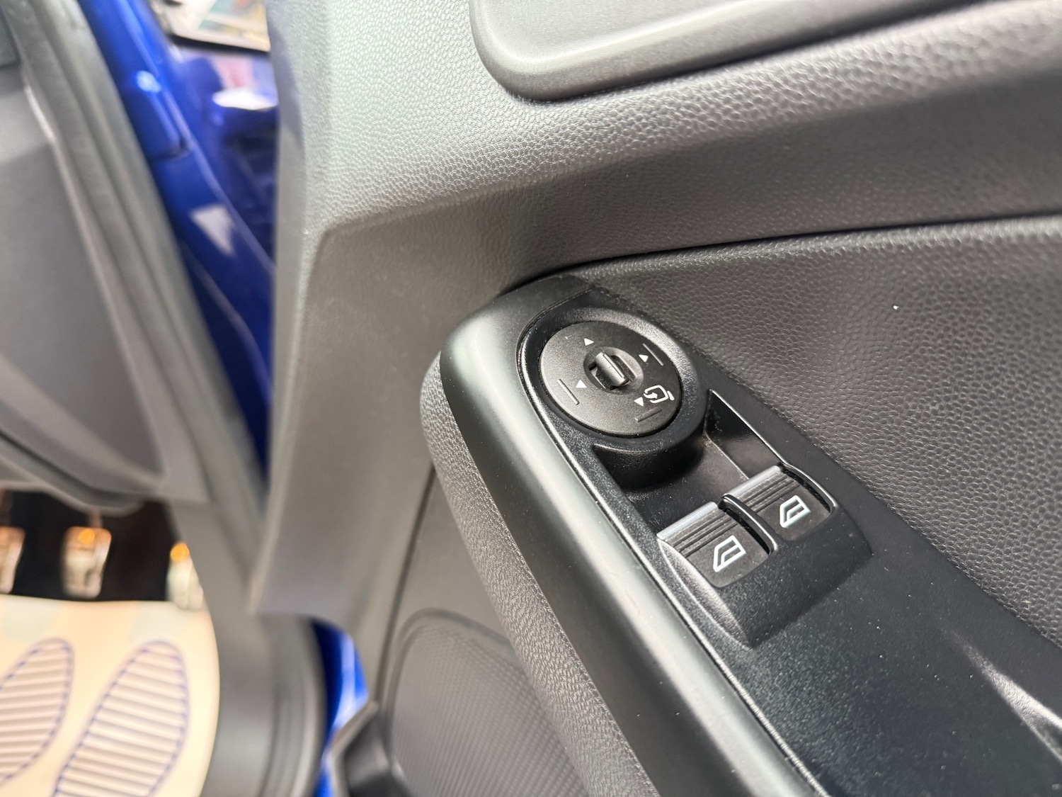 Used Ford Fiesta 2017 for sale - 77636537: Photo 17