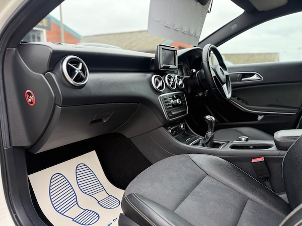Used Mercedes-Benz A-Class 2014 for sale - 76268629: Photo 16