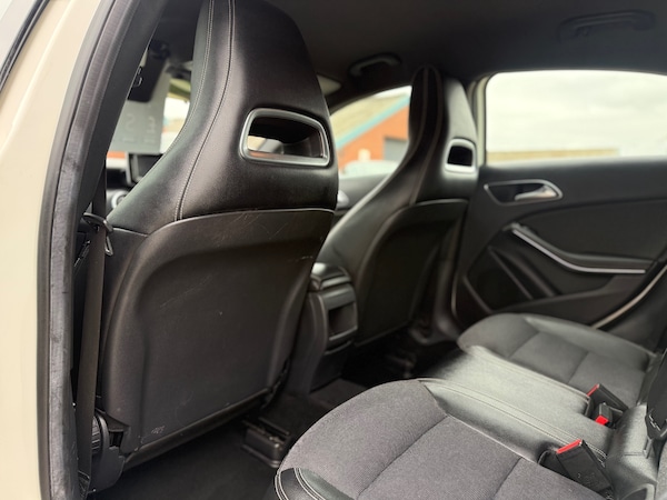Used Mercedes-Benz A-Class 2014 for sale - 76268629: Photo 17