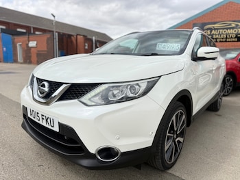 Used Nissan Qashqai 2015 for sale - 79429520: Photo