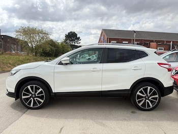 Used Nissan Qashqai 2015 for sale - 79429520: Photo