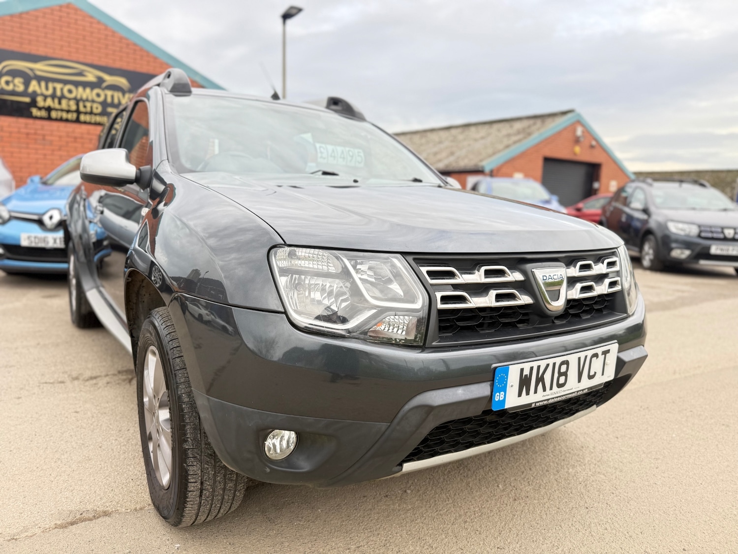 Used Dacia Duster 2018 for sale - 76483135: Photo 1