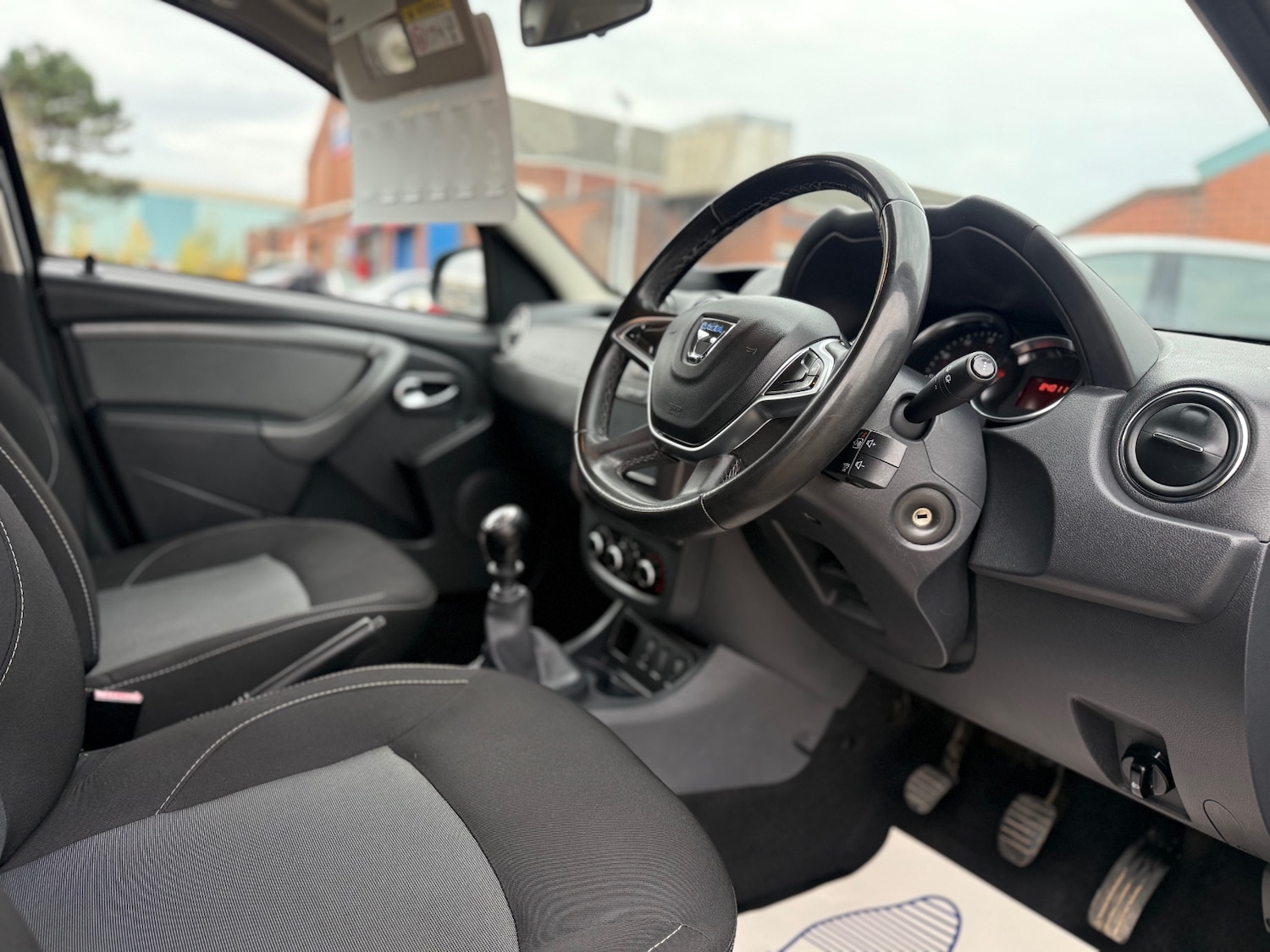 Used Dacia Duster 2018 for sale - 76483135: Photo 9