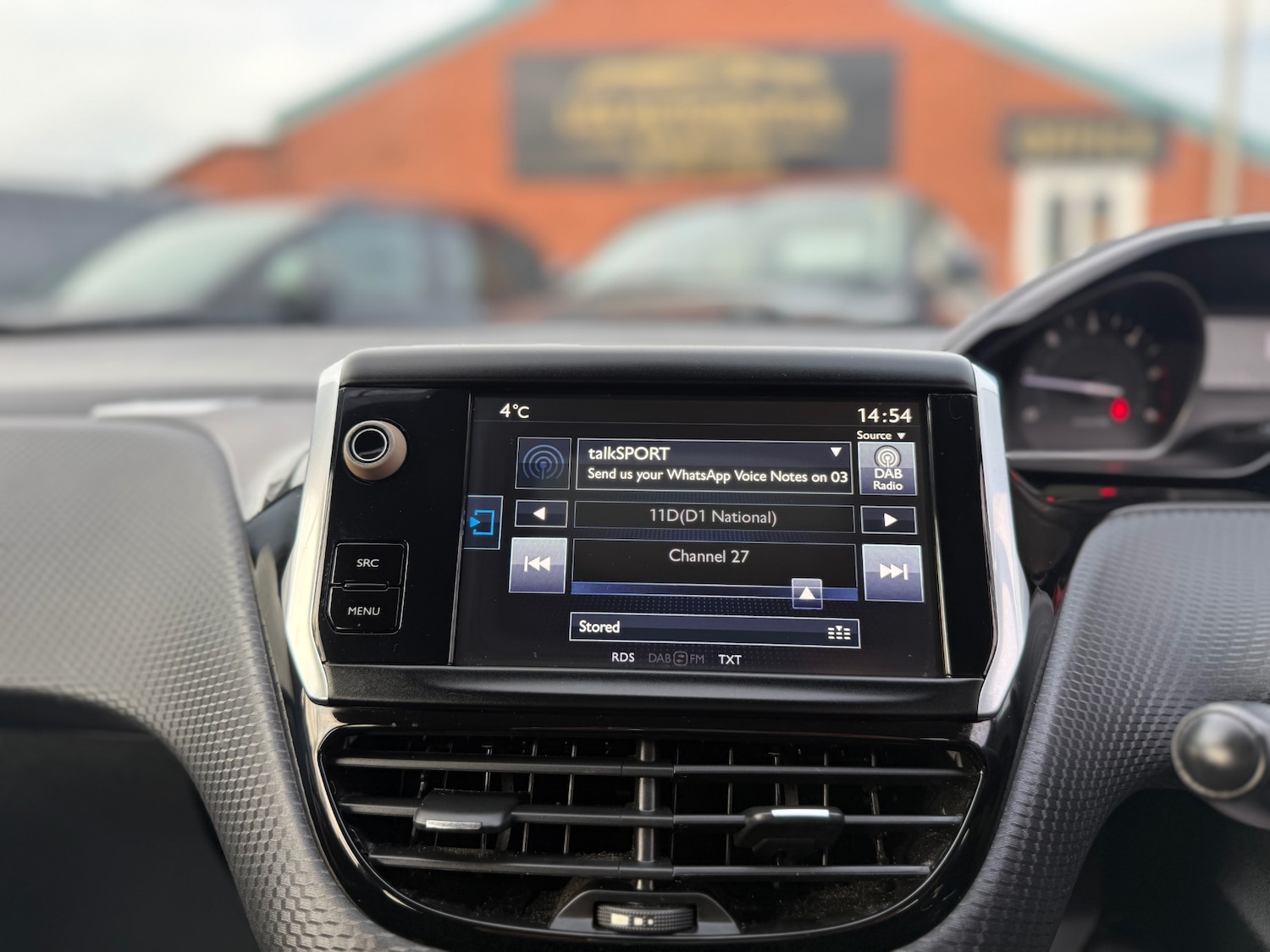 Used Peugeot 2008 2016 for sale - 77201428: Photo 13