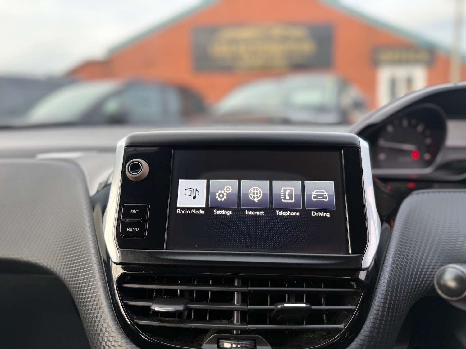 Used Peugeot 2008 2016 for sale - 77201428: Photo 14