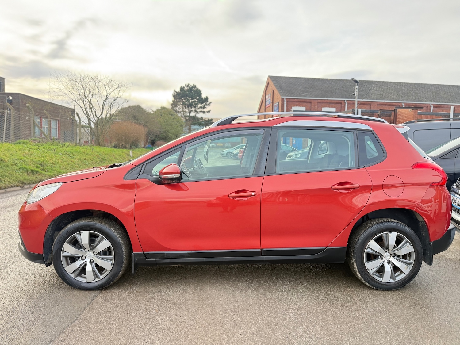 Used Peugeot 2008 2016 for sale - 77201428: Photo 4