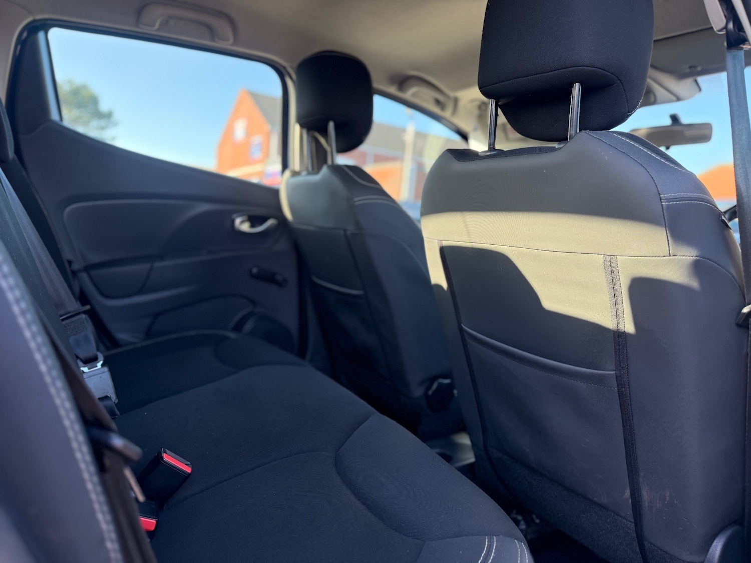 Used Renault Clio 2018 for sale - 77319727: Photo 17