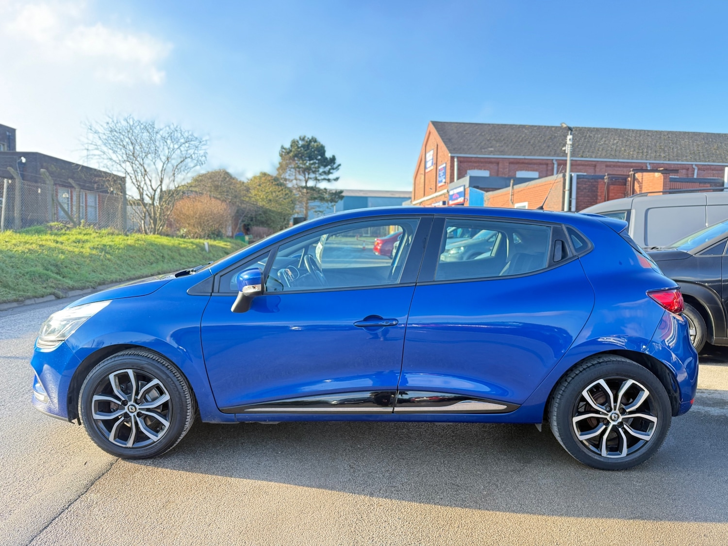Used Renault Clio 2018 for sale - 77319727: Photo 4