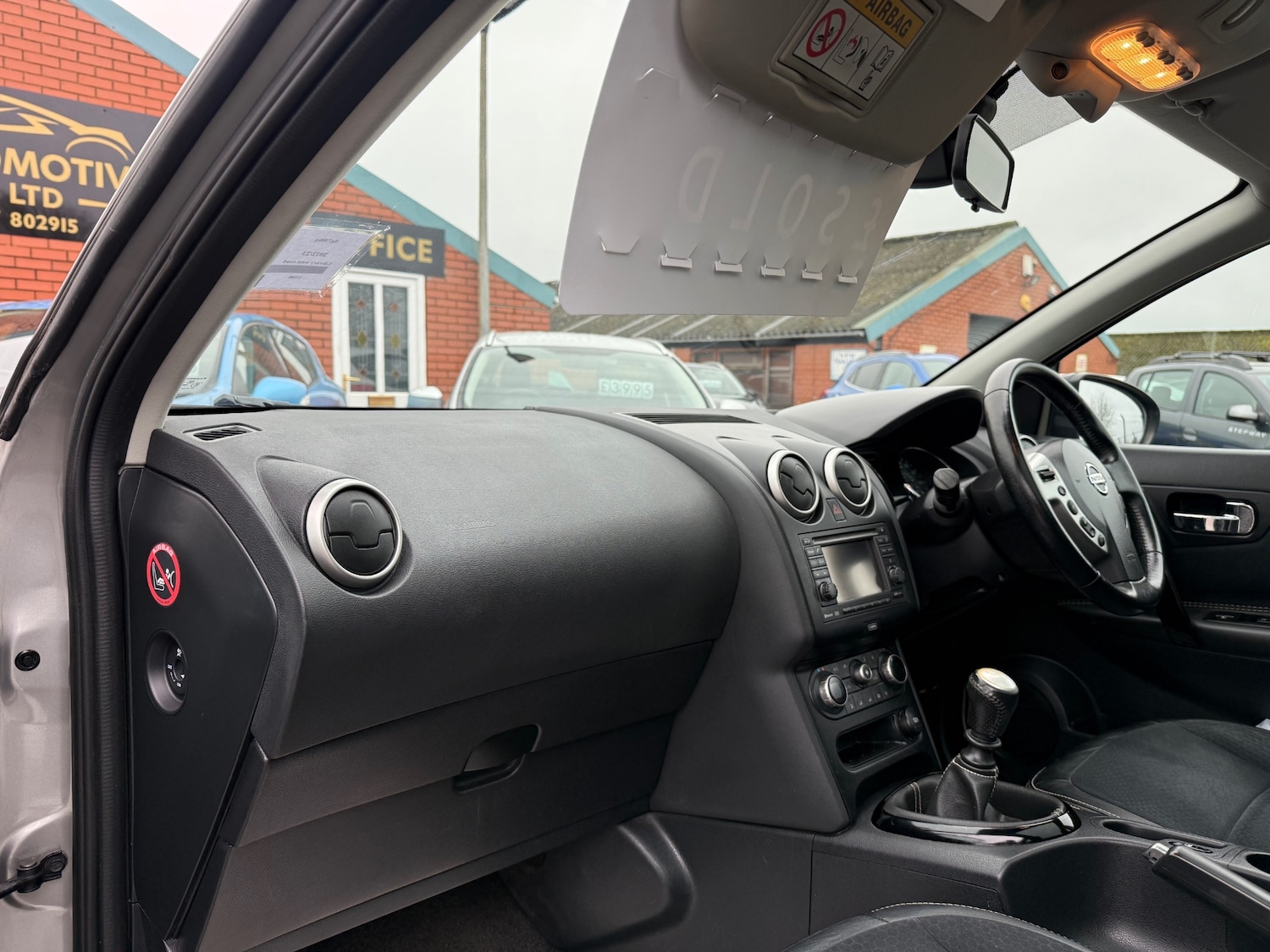 Used Nissan Qashqai 2013 for sale - 76670911: Photo 15