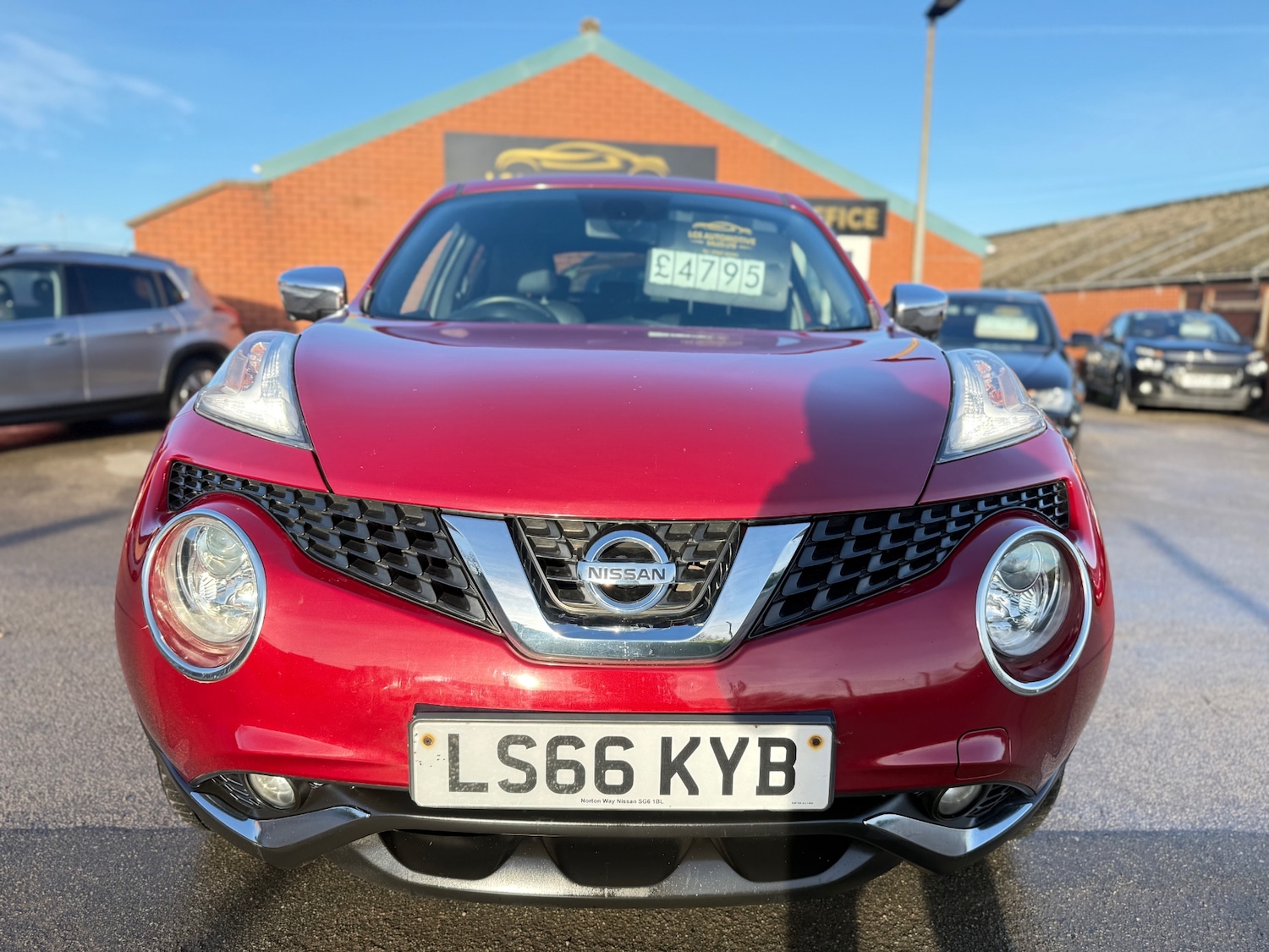 Used Nissan Juke 2016 for sale - 76941864: Photo 2