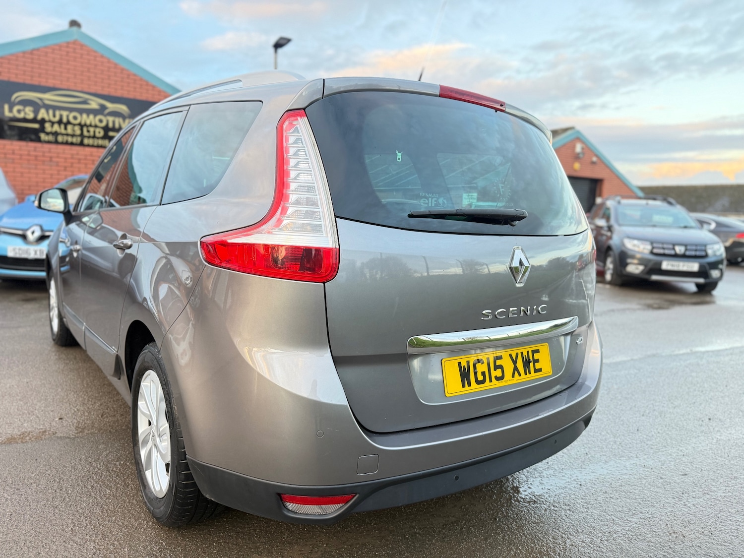 Used Renault Grand Scenic 2015 for sale - 76430640: Photo 6