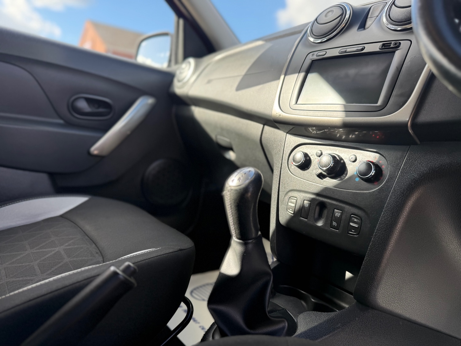 Used Dacia Sandero Stepway 2014 for sale - 77891758: Photo 11