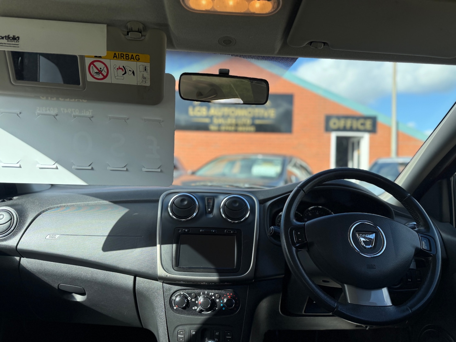 Used Dacia Sandero Stepway 2014 for sale - 77891758: Photo 12