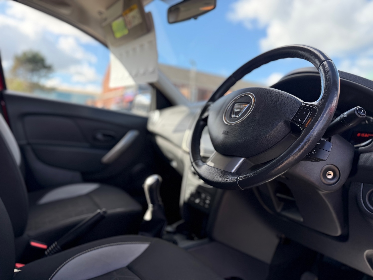 Used Dacia Sandero Stepway 2014 for sale - 77891758: Photo 9