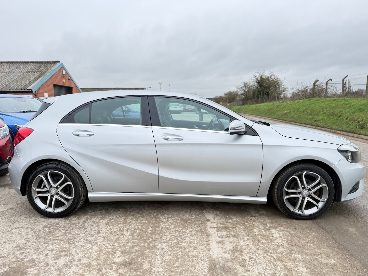 Used Mercedes-Benz A-Class 2014 for sale - 77778734: Photo 5