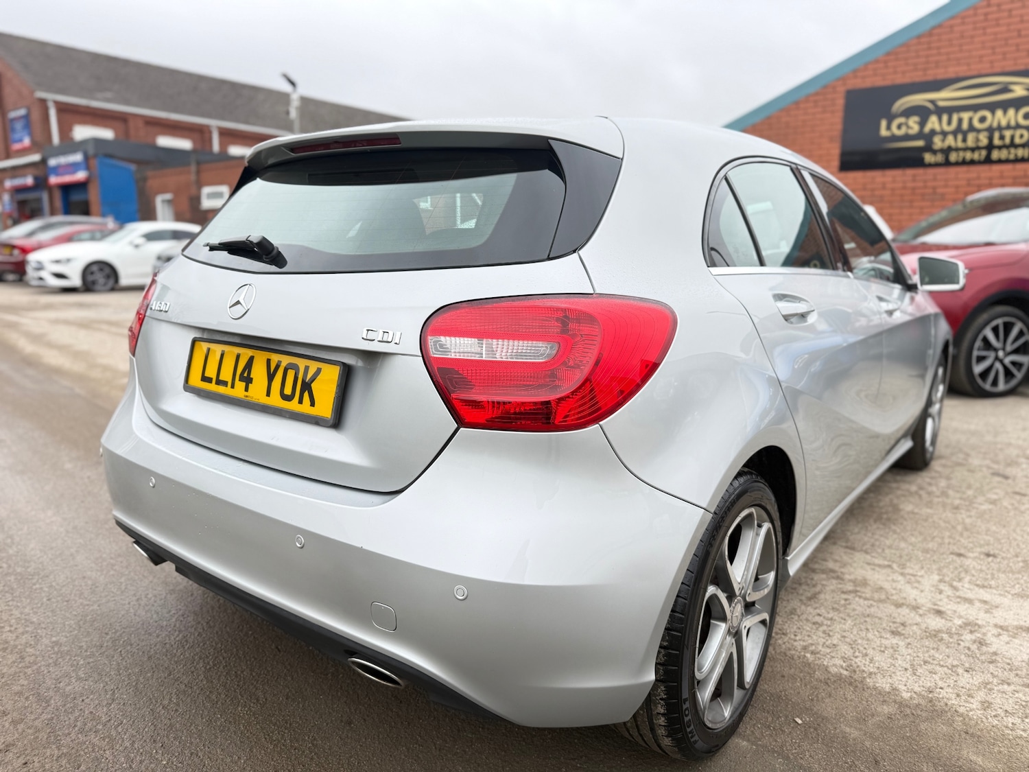 Used Mercedes-Benz A-Class 2014 for sale - 77778734: Photo 8