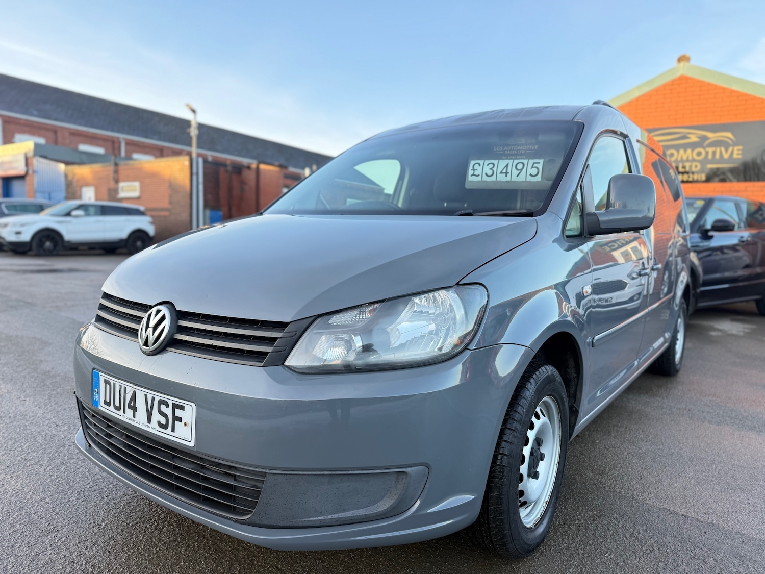 Used Volkswagen Caddy Maxi 2014 for sale - 77162353: Photo 3