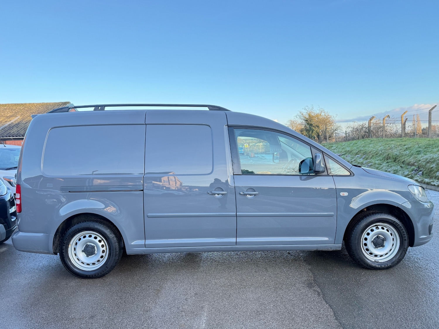 Used Volkswagen Caddy Maxi 2014 for sale - 77162353: Photo 5