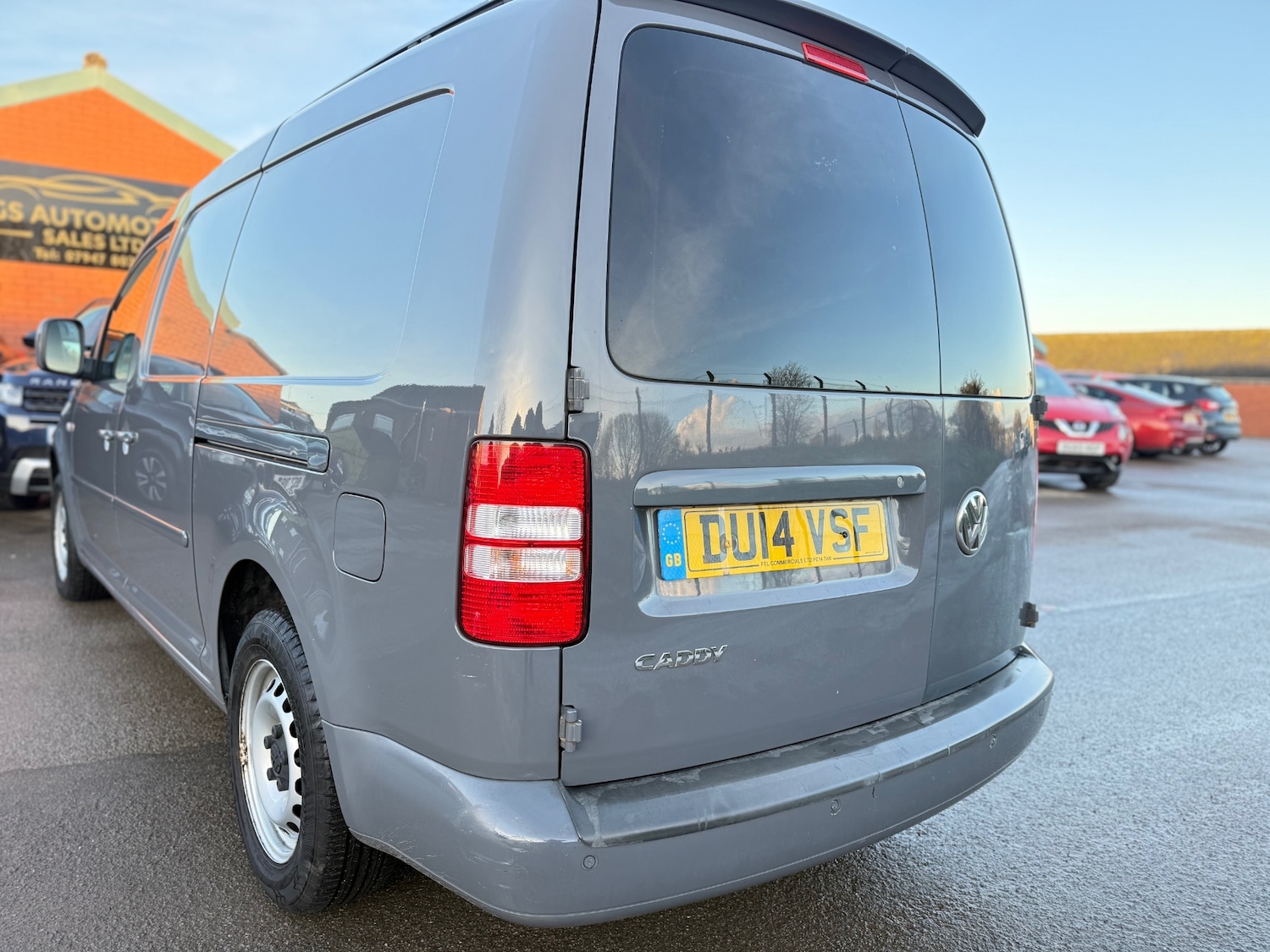 Used Volkswagen Caddy Maxi 2014 for sale - 77162353: Photo 6