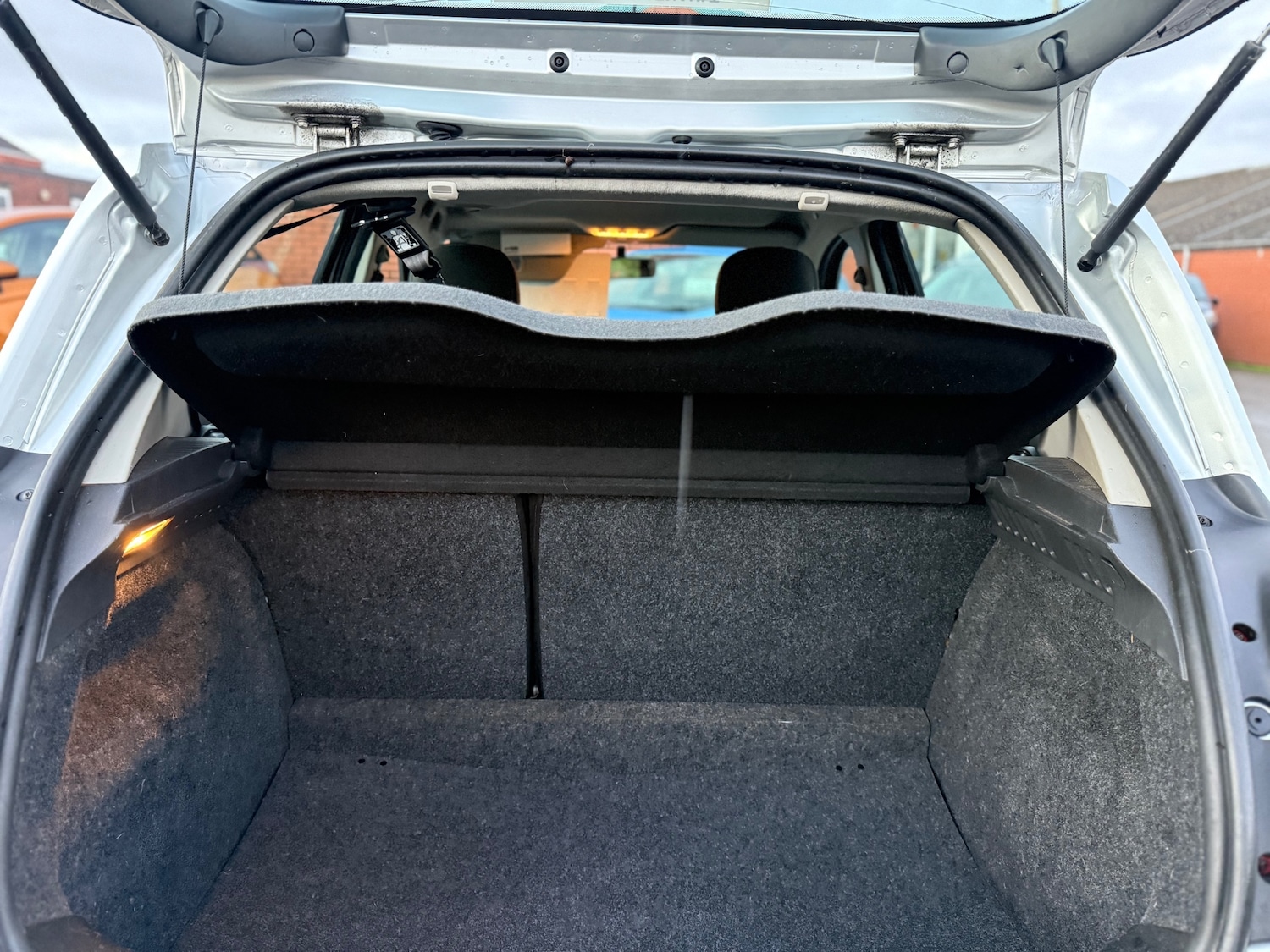 Used Renault Clio 2012 for sale - 76687418: Photo 14