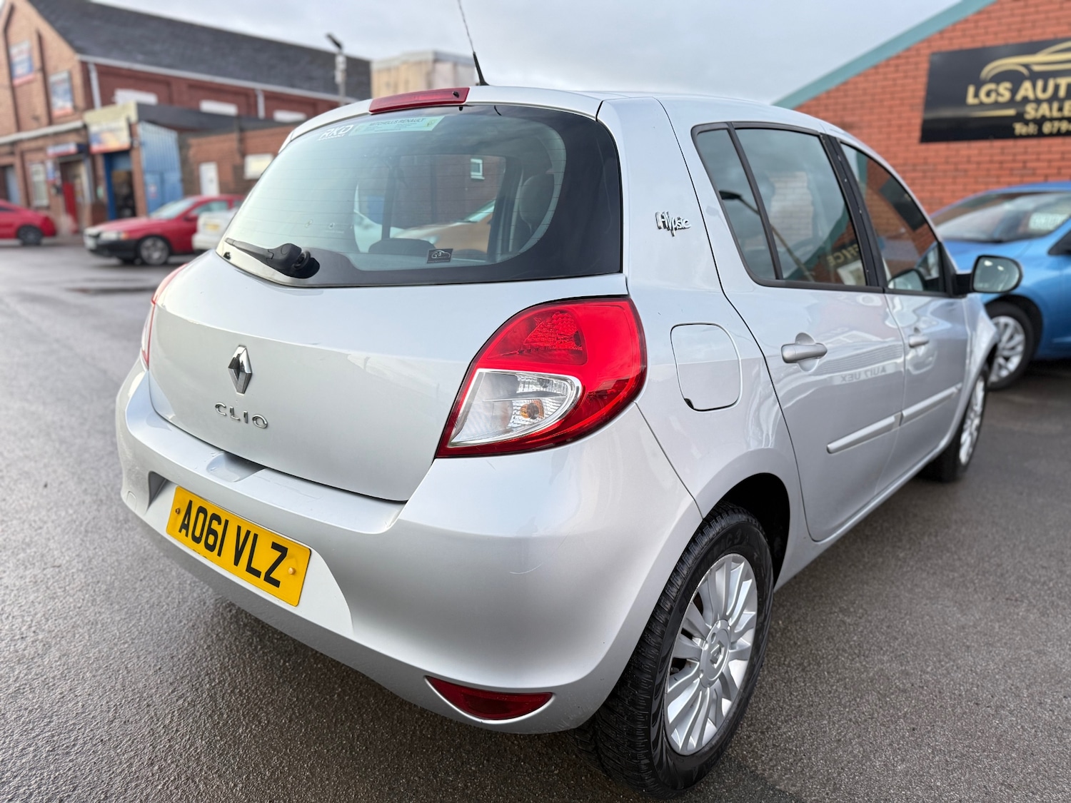 Used Renault Clio 2012 for sale - 76687418: Photo 8