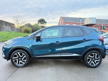 Used Renault Captur 2018 for sale - 76655627: Photo
