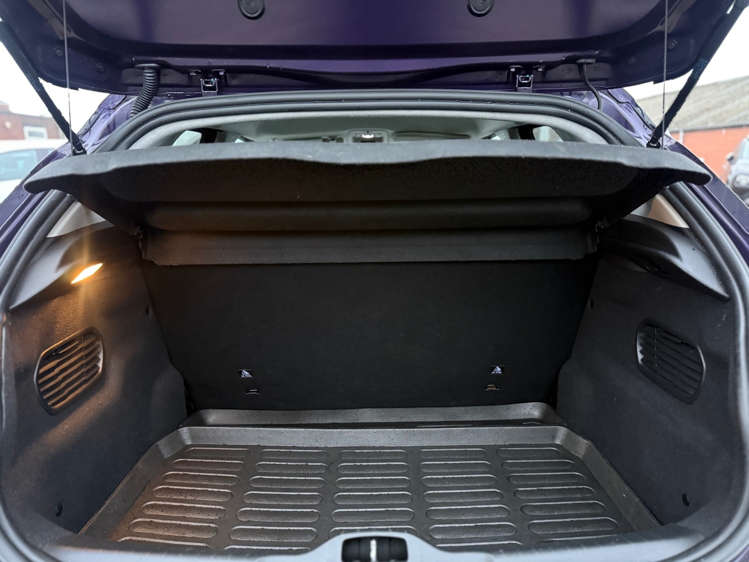 Used Citroen C4 Cactus 2015 for sale - 77508695: Photo 22