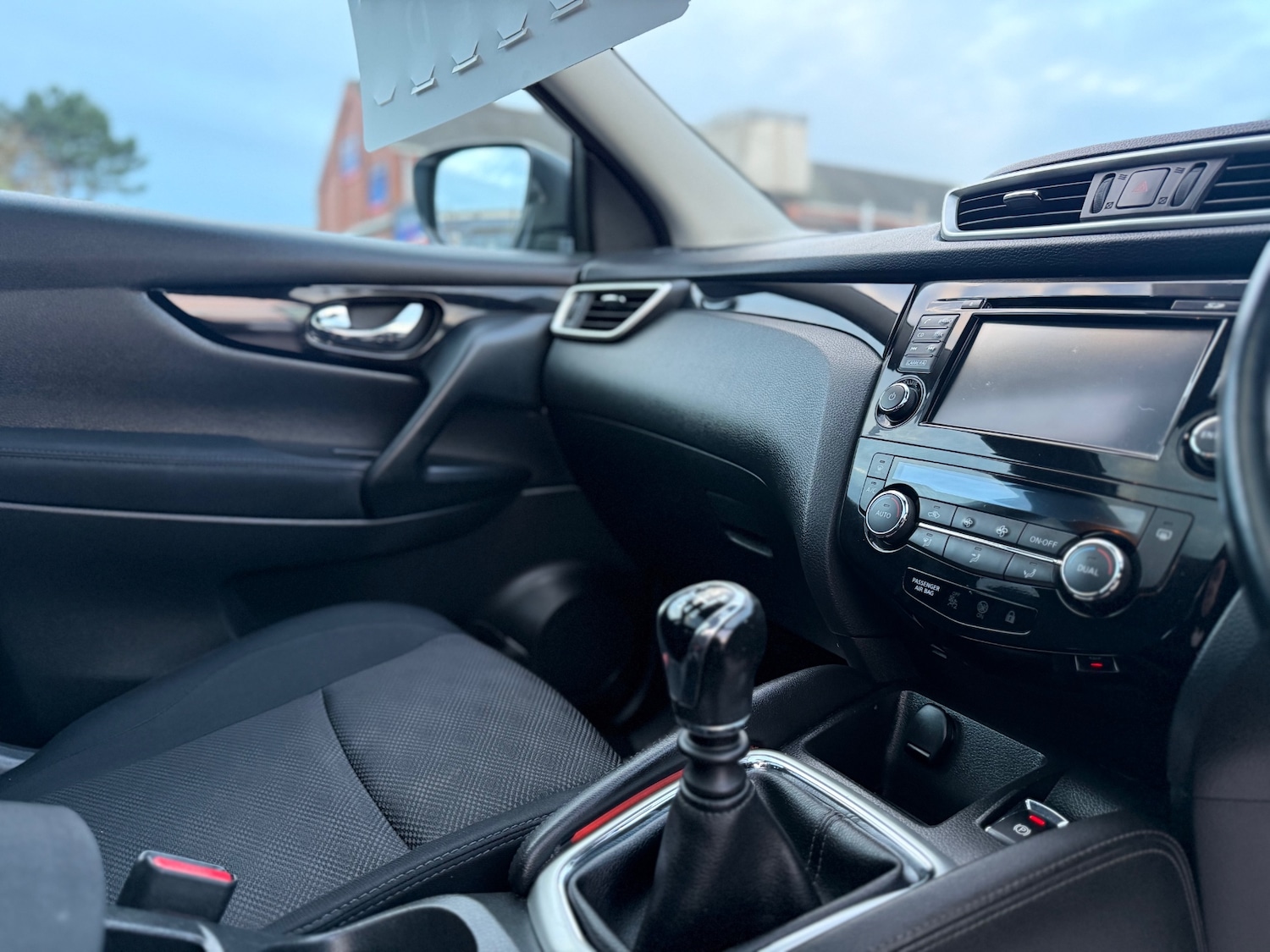 Used Nissan Qashqai 2015 for sale - 76837250: Photo 12