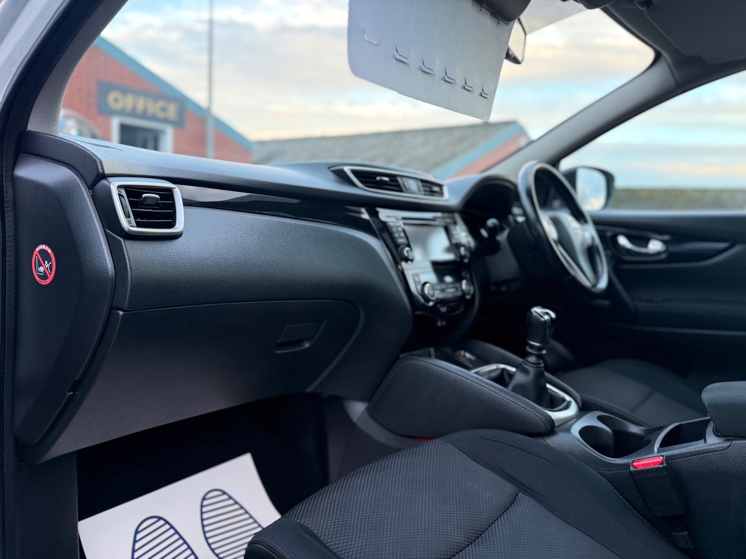 Used Nissan Qashqai 2015 for sale - 76837250: Photo 19