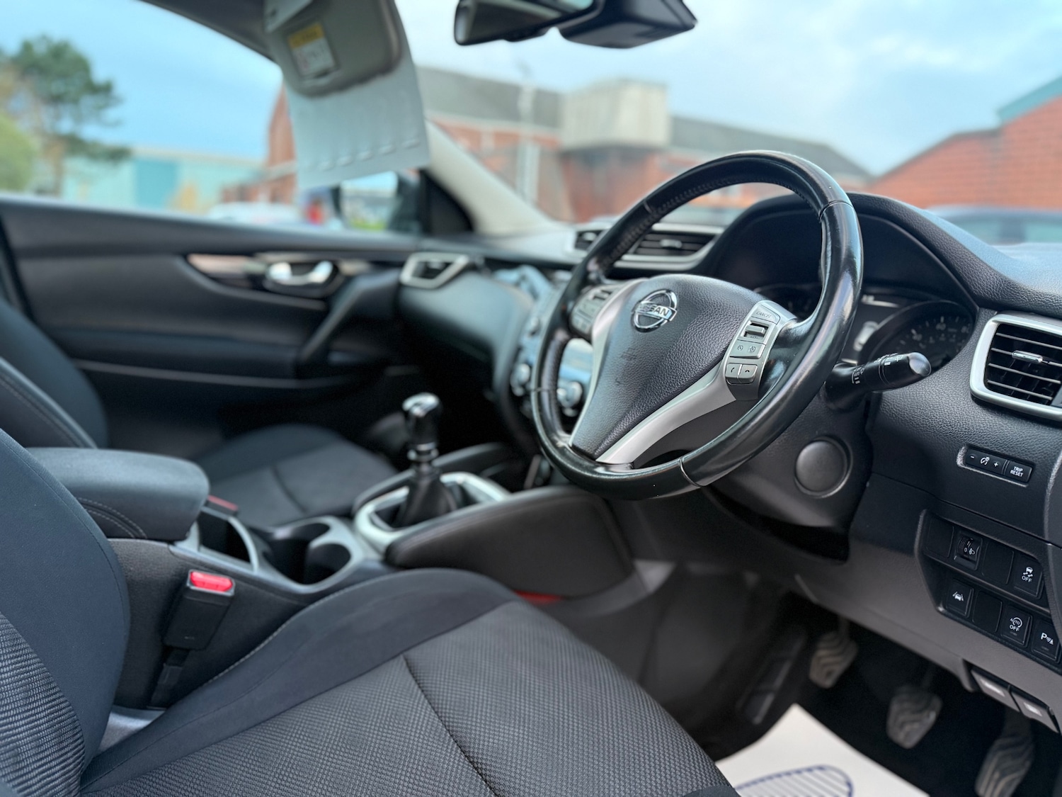 Used Nissan Qashqai 2015 for sale - 76837250: Photo 9