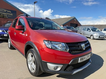 Used Dacia Sandero Stepway 2014 for sale - 78968189: Photo