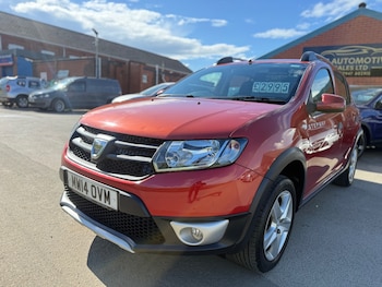 Used Dacia Sandero Stepway 2014 for sale - 78968189: Photo