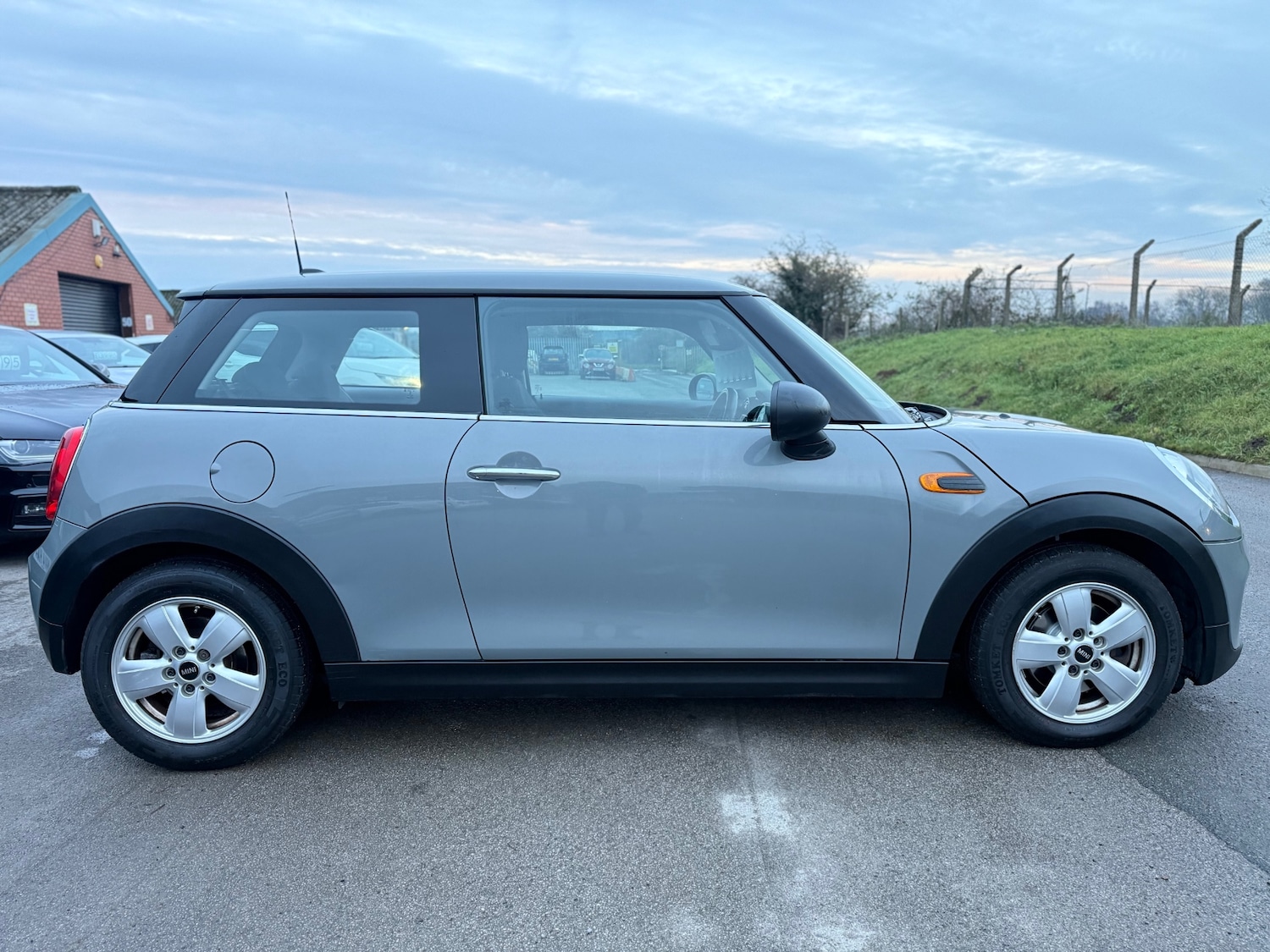 Used MINI Hatch 2015 for sale - 76836934: Photo 5
