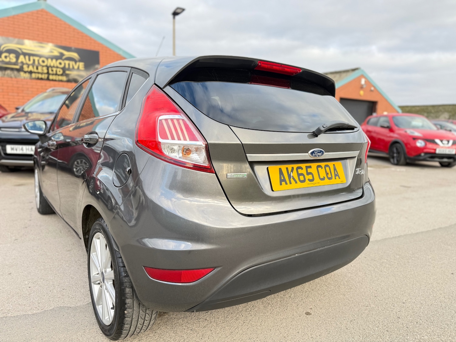 Used Ford Fiesta 2015 for sale - 77052975: Photo 6