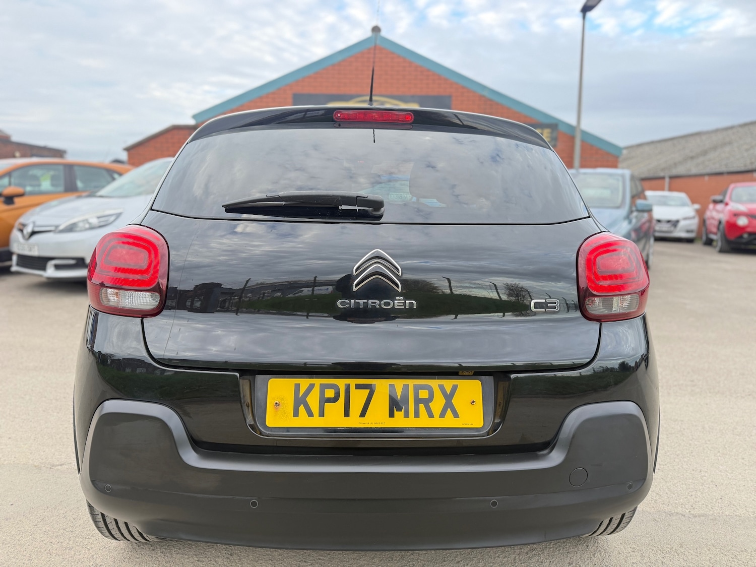 Used Citroen C3 2017 for sale - 76470924: Photo 6
