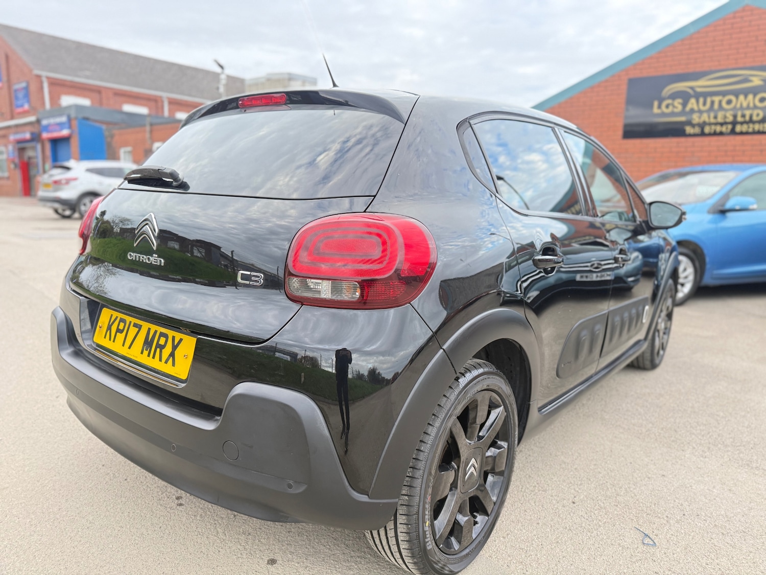 Used Citroen C3 2017 for sale - 76470924: Photo 7