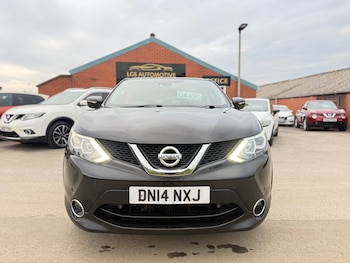 Used Nissan Qashqai 2014 for sale - 76149782: Photo 2