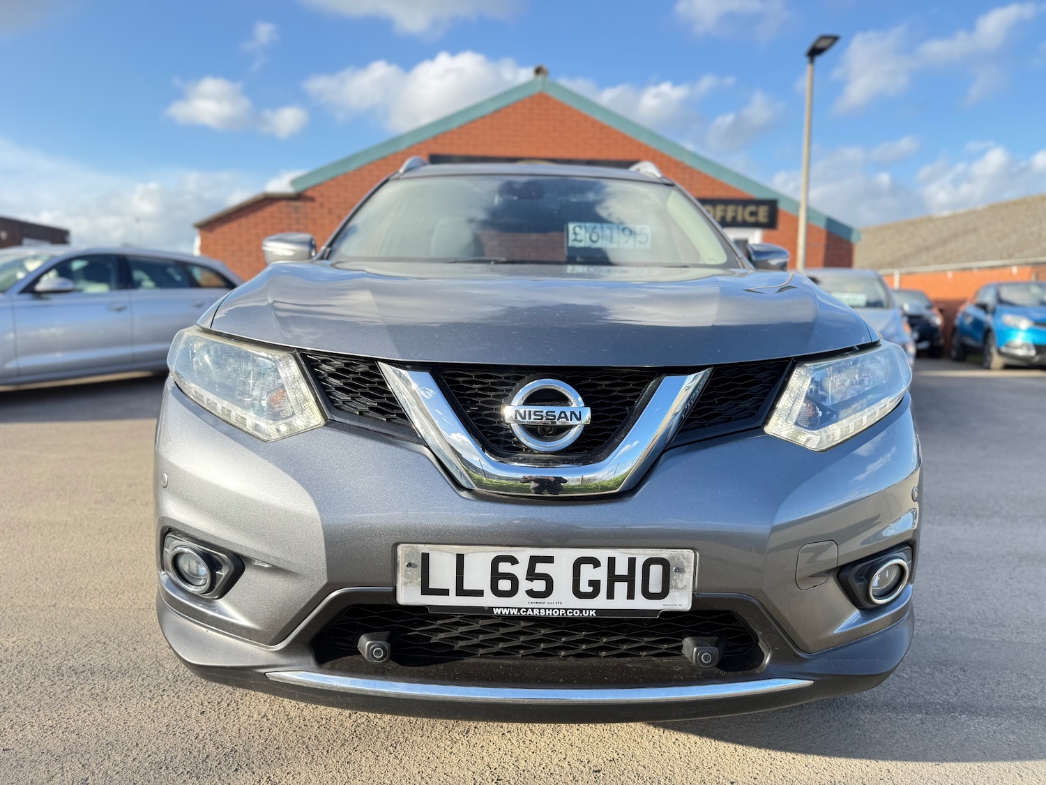 Used Nissan X-Trail 2015 for sale - 77837154: Photo 2