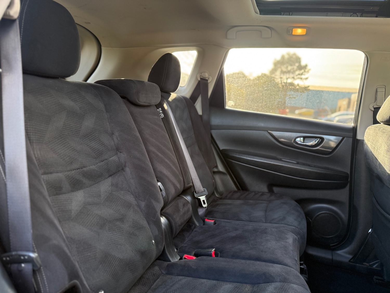 Used Nissan X-Trail 2015 for sale - 77837154: Photo 24