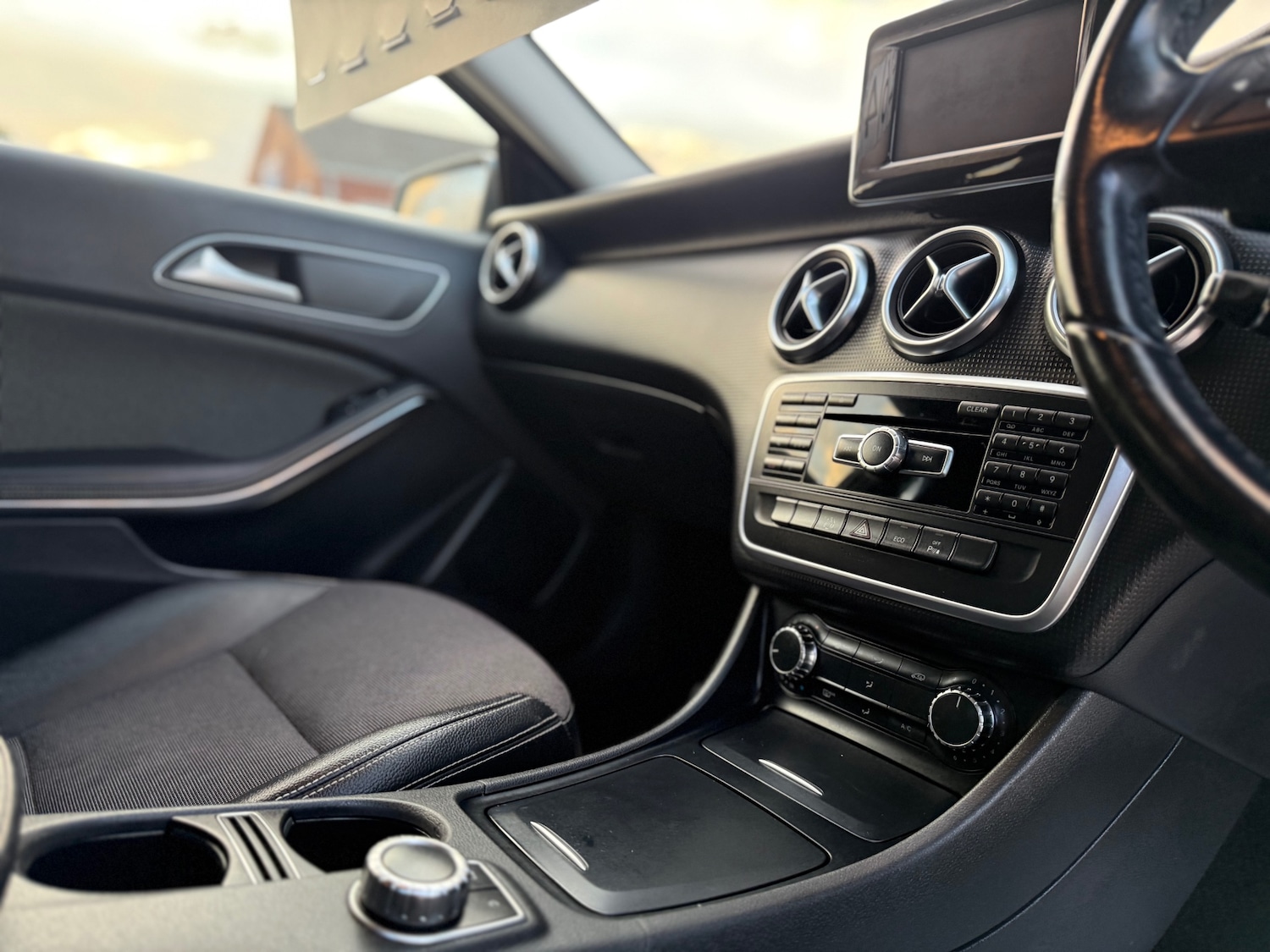 Used Mercedes-Benz A-Class 2014 for sale - 77837167: Photo 11