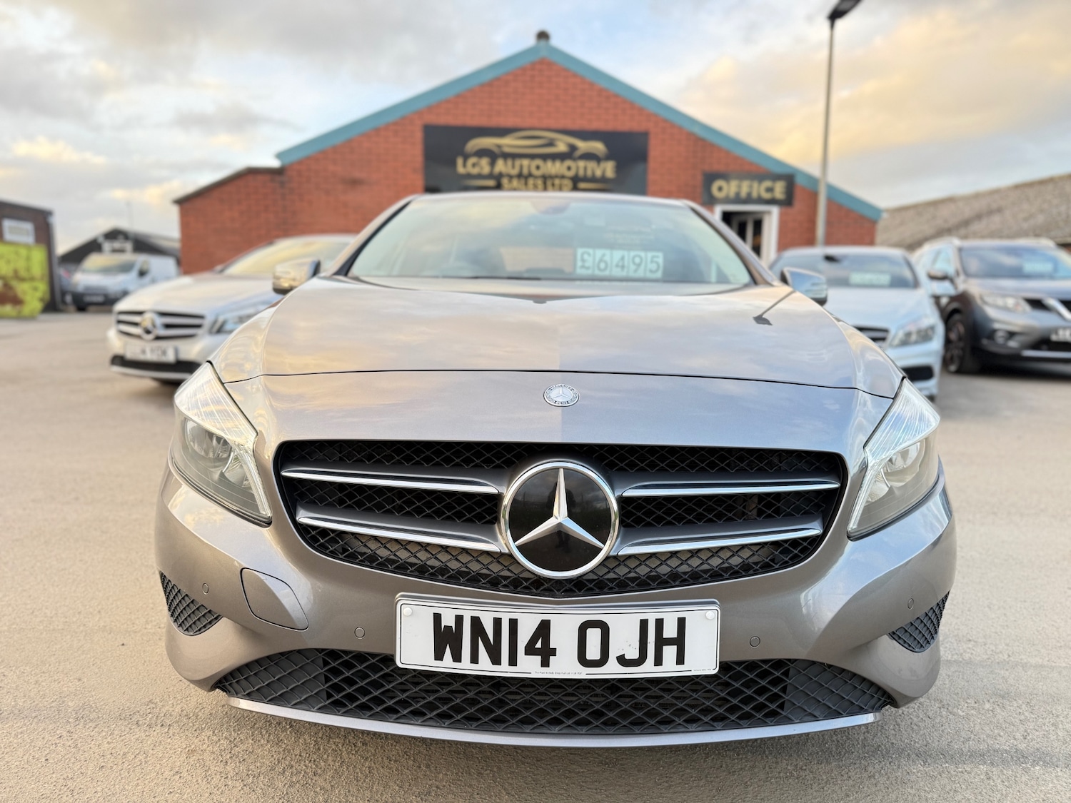 Used Mercedes-Benz A-Class 2014 for sale - 77837167: Photo 2