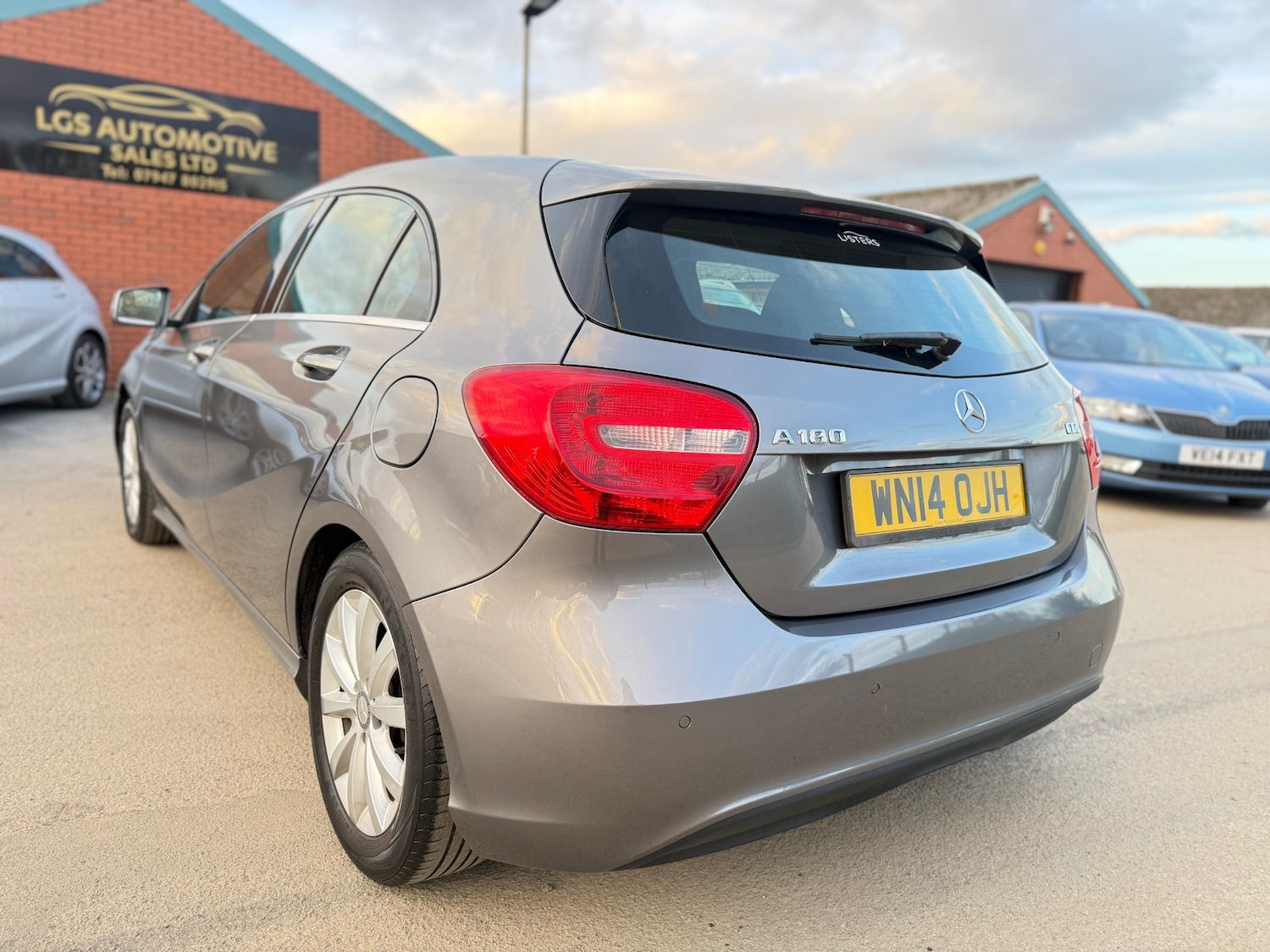 Used Mercedes-Benz A-Class 2014 for sale - 77837167: Photo 6