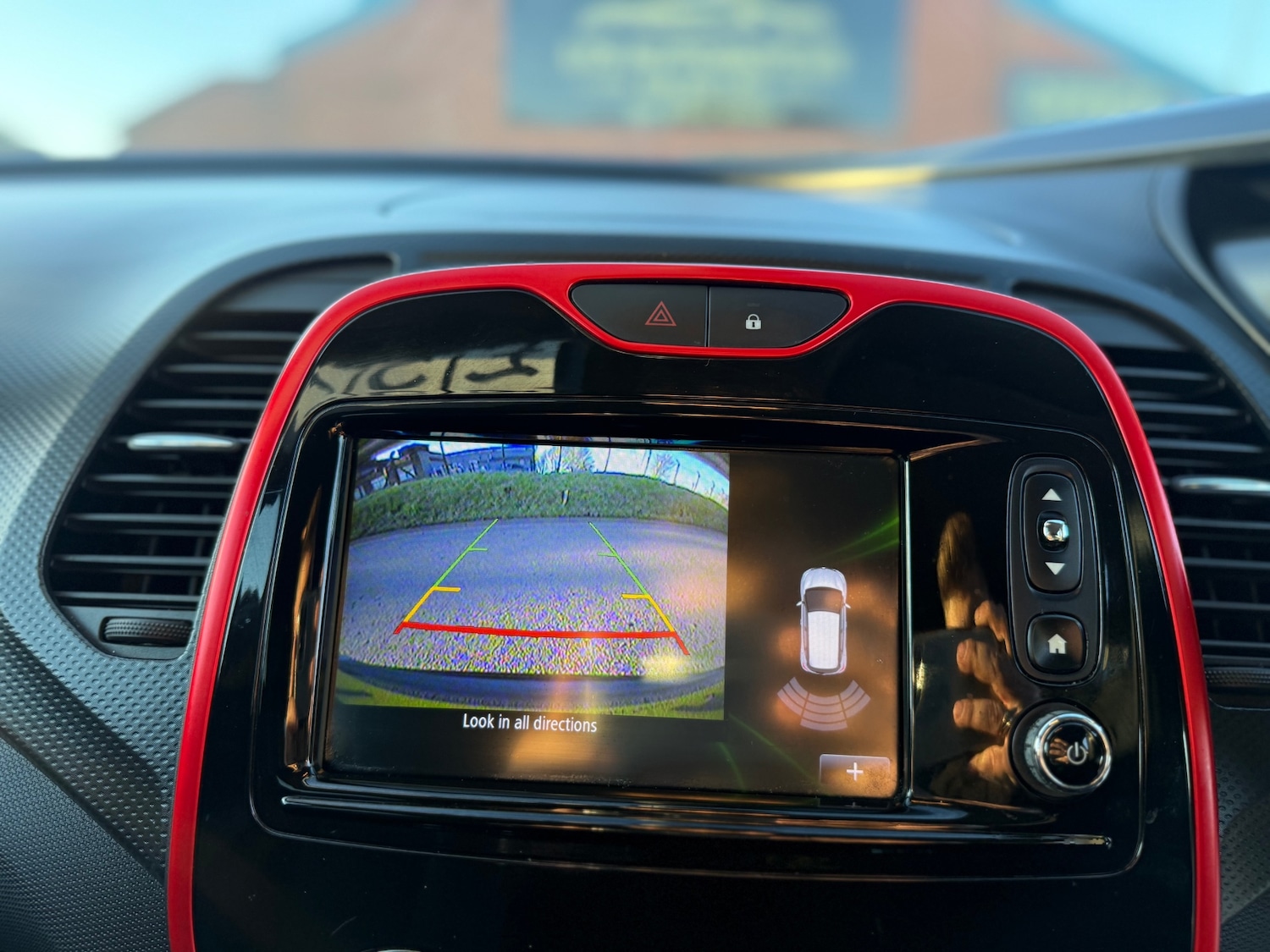 Used Renault Captur 2015 for sale - 77938283: Photo 16