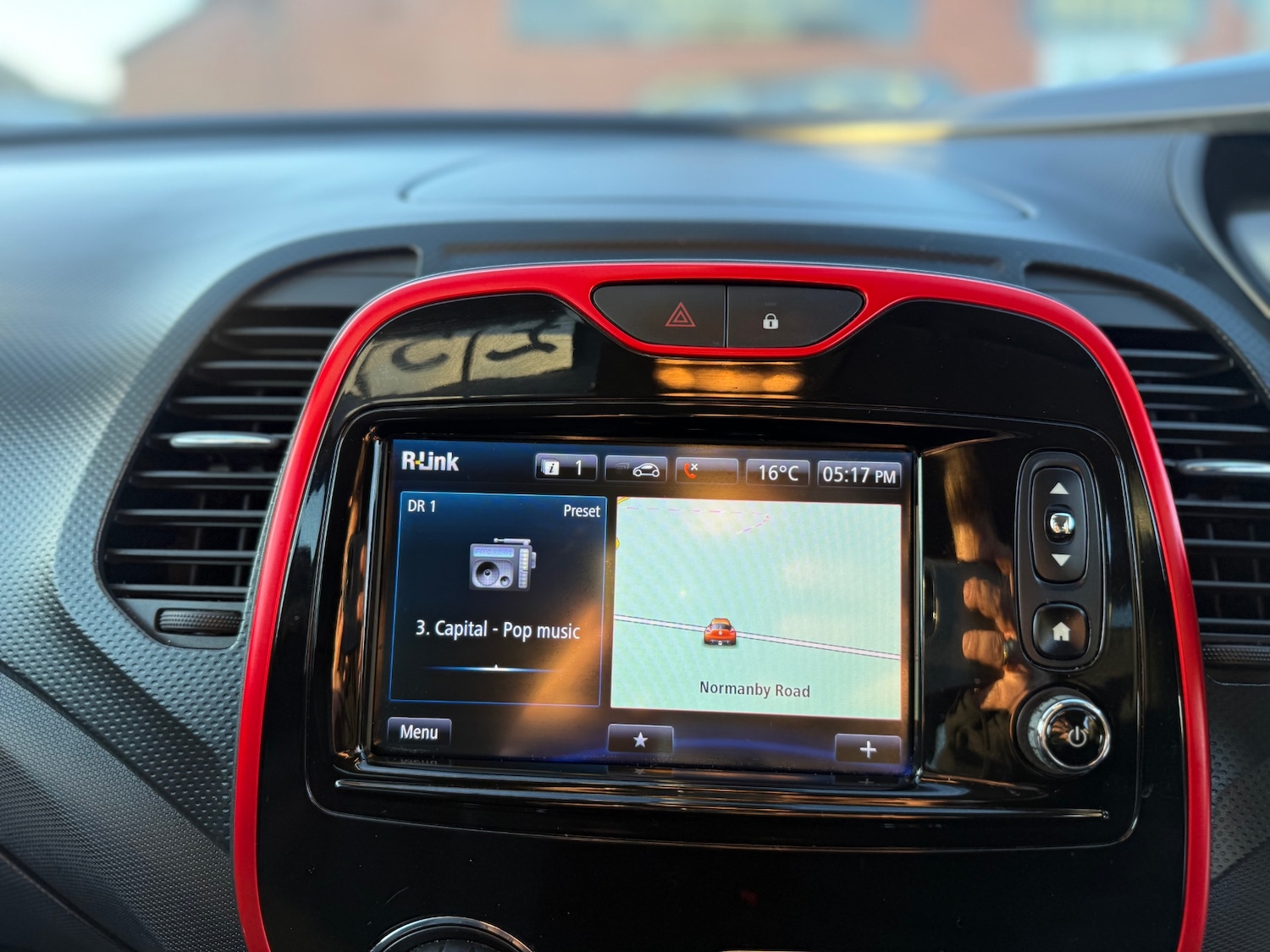 Used Renault Captur 2015 for sale - 77938283: Photo 17