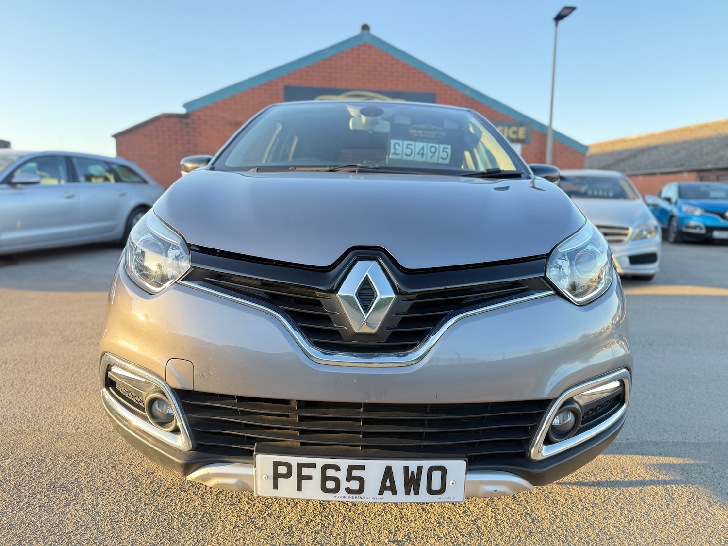 Used Renault Captur 2015 for sale - 77938283: Photo 2